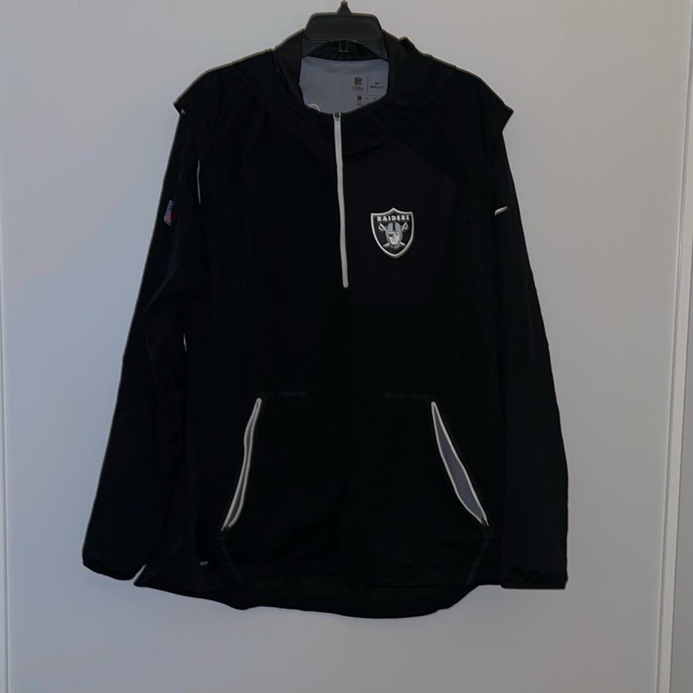 The is an Oakland Raiders hoodie jacket. Used in great condition worn 4 times